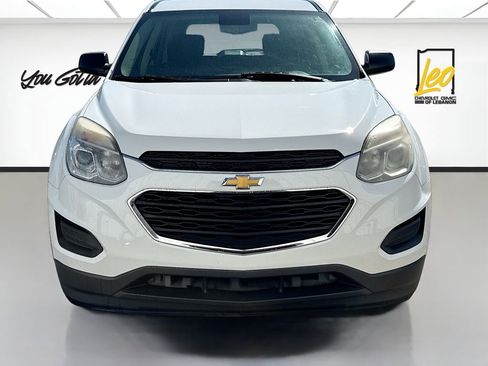 Used 2017 Chevrolet Equinox LS image 2