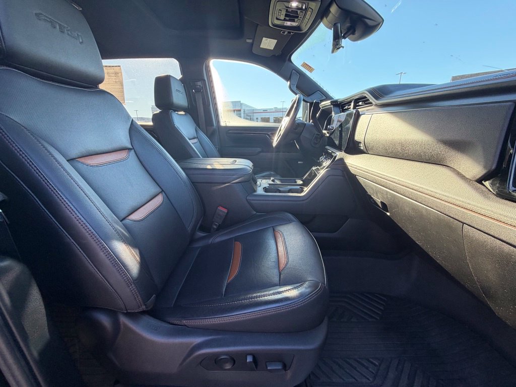 Used 2024 GMC Sierra 2500 AT4 w/ AT4 Premium Plus Package AWD/4WD image 34