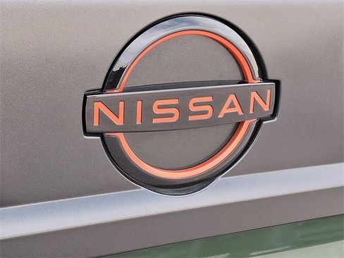 Certified 2025 Nissan Frontier PRO-4X w/ Tow Package image 30