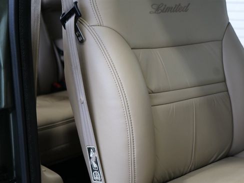 Used 2001 Ford Excursion Limited image 69