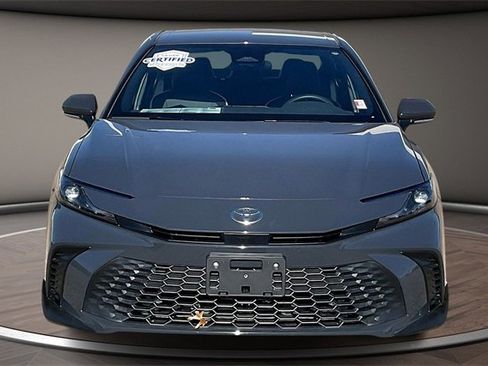 Used 2025 Toyota Camry XSE image 3