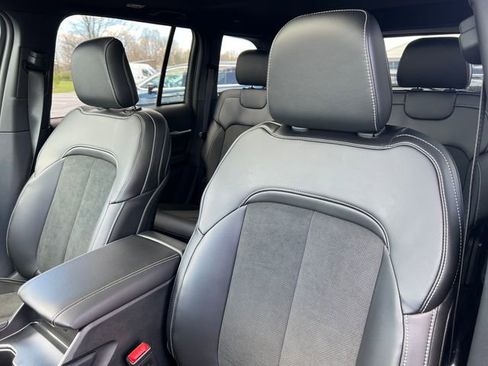 New 2026 Jeep Grand Cherokee Altitude AWD/4WD image 11
