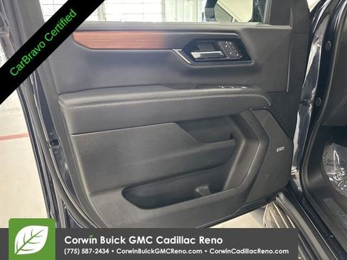 Certified 2025 GMC Yukon Denali image 12