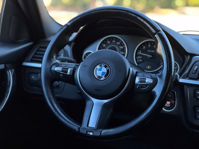 Used 2015 BMW 320i xDrive Sedan AWD/4WD image 26