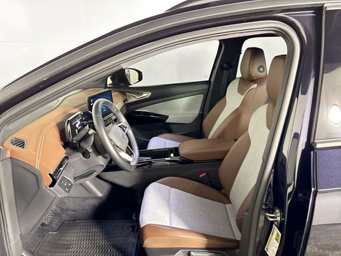 Certified 2023 Volkswagen ID.4 Pro image 12