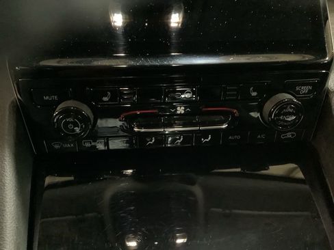 Certified 2022 Jeep Grand Cherokee L Limited image 26