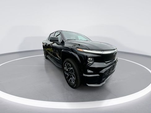 New 2024 Chevrolet Silverado EV RST image 2