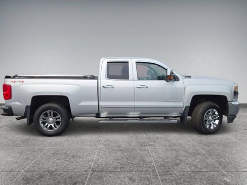 Used 2016 Chevrolet Silverado 1500 LTZ w/ LTZ Plus Package AWD/4WD image 5