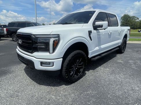 Used 2024 Ford F150 Lariat w/ FX4 Off-Road Package AWD/4WD image 8