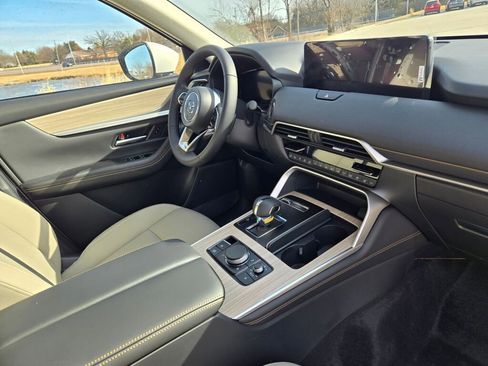 New 2026 MAZDA CX-90 Plug-In Hybrid w/ Preferred AWD/4WD image 6