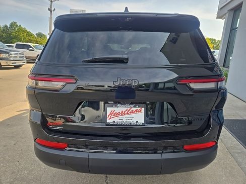 New 2025 Jeep Grand Cherokee L Limited w/ Luxury Tech Group II image 10