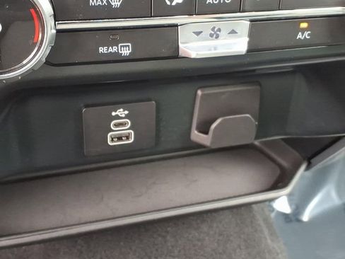 Used 2025 Ford F150 XLT w/ Equipment Group 301A Standard RWD image 9