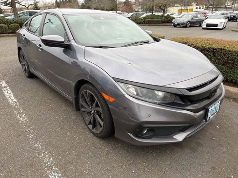 Used 2019 Honda Civic Sport image 3