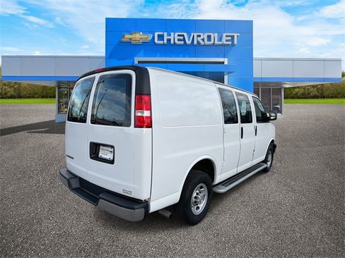 Used 2024 Chevrolet Express 2500 w/ Driver Convenience Package image 5