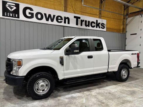 Used 2020 Ford F250 XL w/ Power Equipment Group AWD/4WD image 4