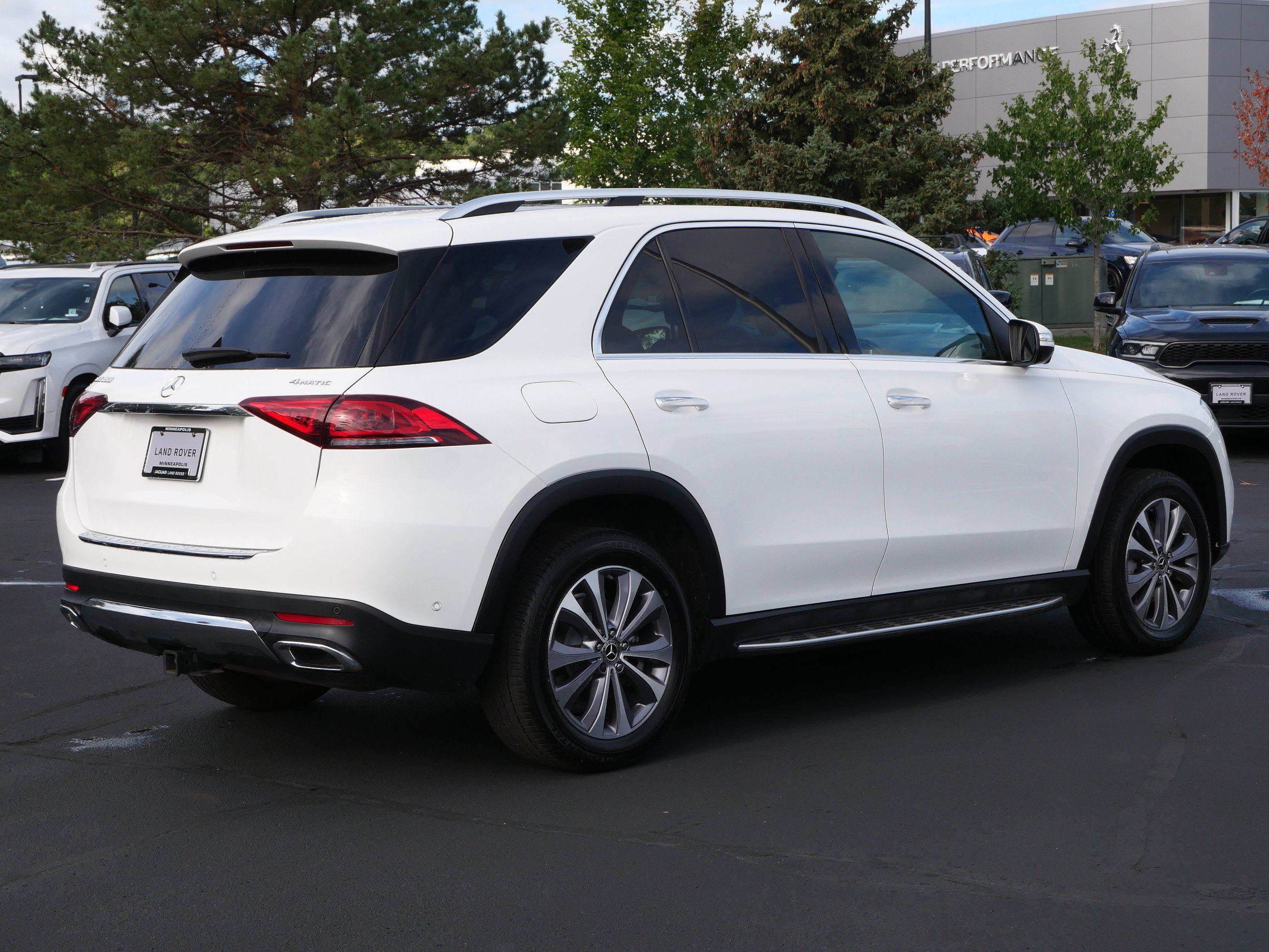 Used 2022 Mercedes-Benz GLE 350 4MATIC image 5