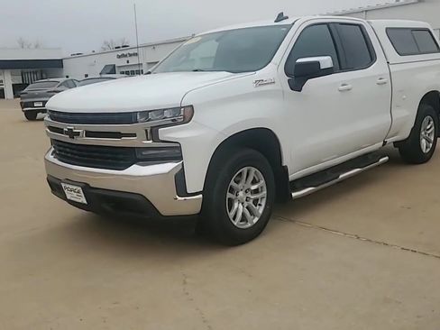Used 2019 Chevrolet Silverado 1500 LT w/ All-Star Edition image 4