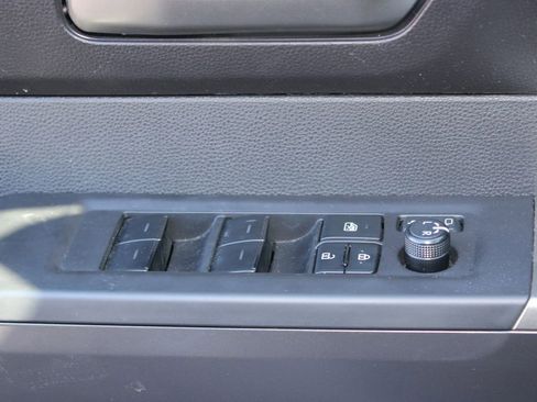 Used 2025 Toyota Sequoia SR5 image 24