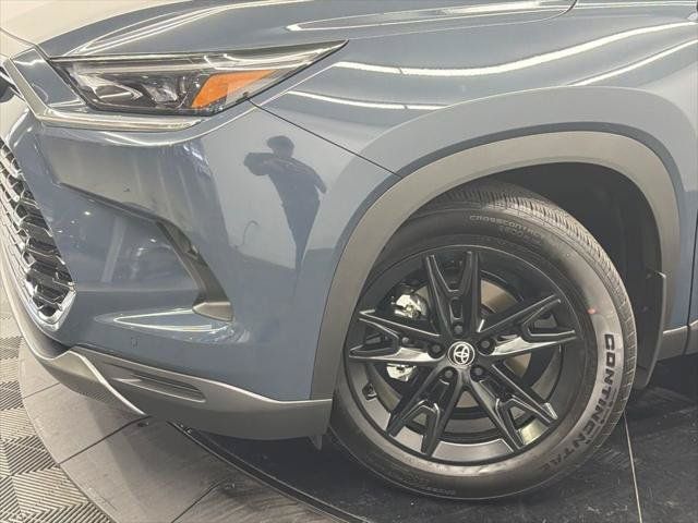 Certified 2026 Toyota Grand Highlander AWD image 5