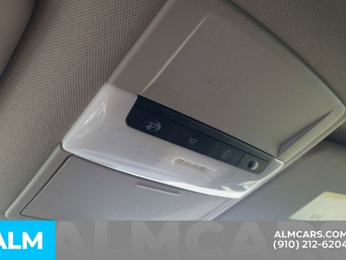 Used 2024 Nissan Rogue S image 16