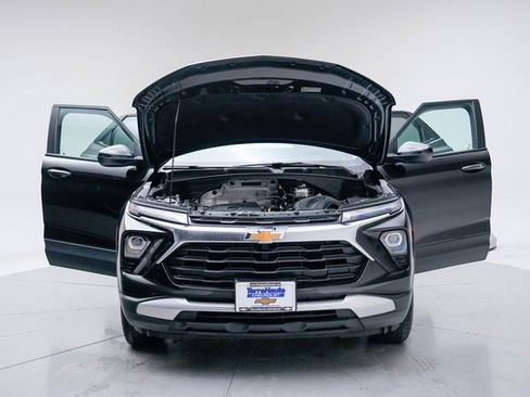 Used 2024 Chevrolet TrailBlazer LT w/ Convenience Package image 16