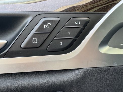 Used 2021 BMW X3 xDrive30e w/ Convenience Package image 28