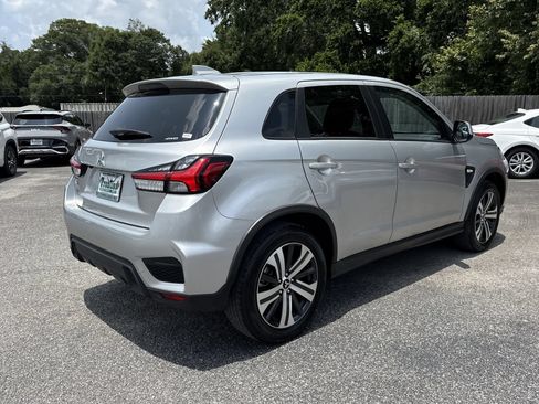 Used 2025 Mitsubishi Outlander Sport ES AWD/4WD image 5