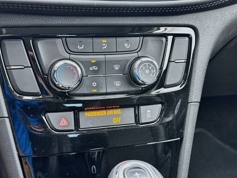 Used 2018 Buick Encore Preferred FWD image 12