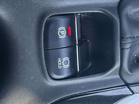 Used 2019 Toyota Corolla SE w/ Protection Package image 20