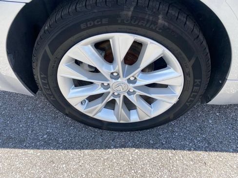 Used 2013 Lexus ES 300h w/ Luxury Pkg FWD image 31