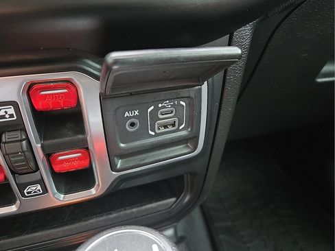 Used 2020 Jeep Wrangler Unlimited Sport S AWD/4WD image 21