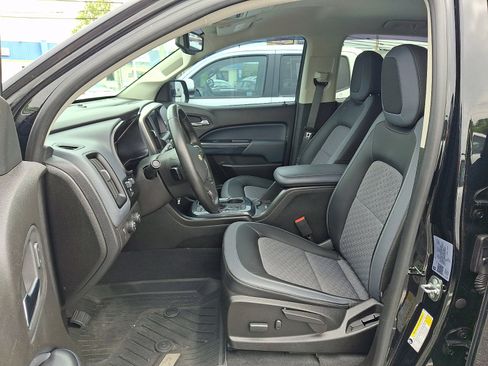 Used 2021 Chevrolet Colorado Z71 AWD/4WD image 13