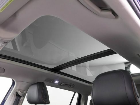 Used 2024 Volkswagen Tiguan Wolfsburg Edition w/ Panoramic Sunroof Package AWD/4WD image 11