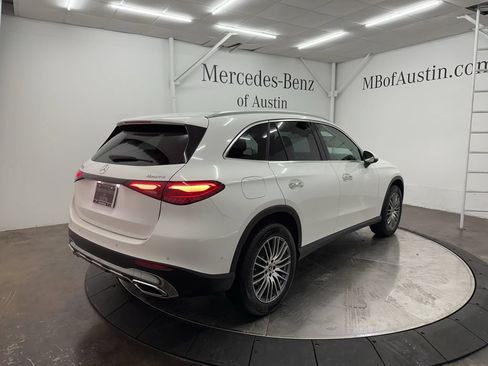 Used 2026 Mercedes-Benz GLC 300 4MATIC image 7