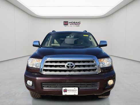 Used 2014 Toyota Sequoia Limited image 2