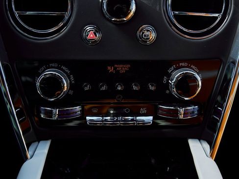 Used 2026 Rolls-Royce Cullinan image 72