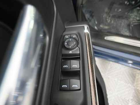Used 2021 Chevrolet Silverado 1500 RST AWD/4WD image 19