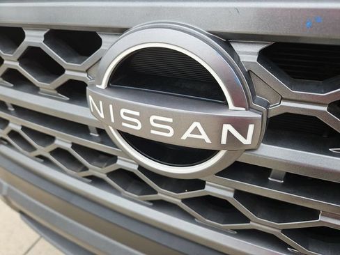 Used 2022 Nissan Frontier SV RWD image 28