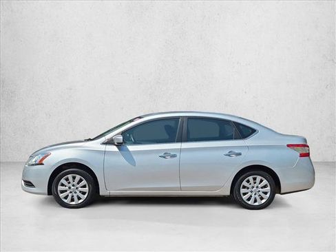 Used 2015 Nissan Sentra S FWD image 9