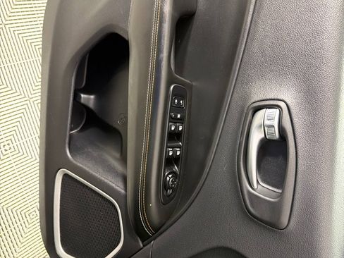 Used 2019 Jeep Compass Sport FWD image 8