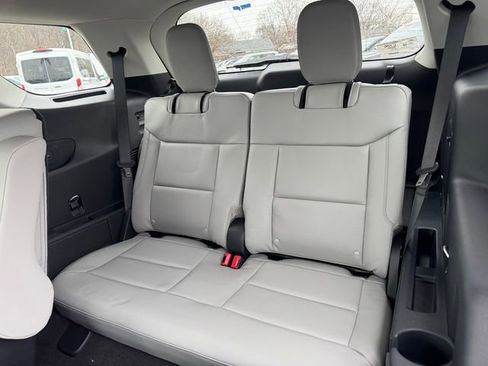 New 2026 Ford Explorer Active w/ Active Comfort Package AWD/4WD image 15