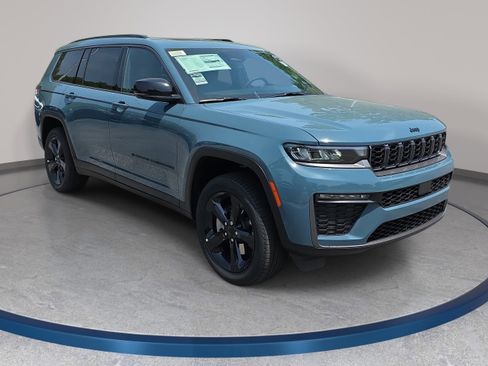 New 2026 Jeep Grand Cherokee L Limited AWD/4WD image 3