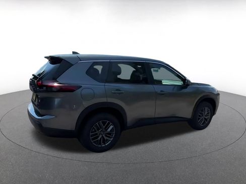 Used 2026 Nissan Rogue SV AWD/4WD image 14