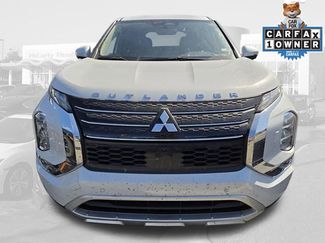 Used 2024 Mitsubishi Outlander SE video 2