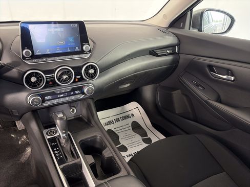 Used 2023 Nissan Sentra SV w/ All-Weather Package FWD image 4