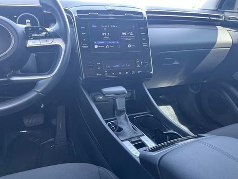Certified 2022 Hyundai Tucson SEL w/ Convenience Package FWD image 15
