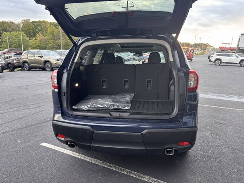 New 2025 Subaru Ascent Bronze Edition image 54