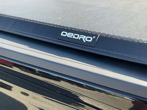 Used 2022 Chevrolet Colorado W/T w/ Custom Special Edition image 21