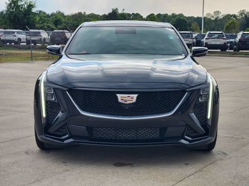 Used 2025 Cadillac CT5 Sport RWD image 2