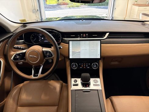 Used 2023 Jaguar F-PACE S AWD/4WD image 25